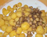 A picture of step 16 of Fried Boondi Chaat.