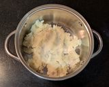 A picture of step 1 of Sabudana Vada.