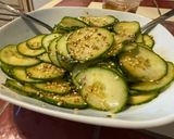Une image de l'étape 3 de Salade de concombre à l’asiatique.