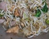 Foto langkah ke 5 dari resep Tumis tauge cabe ijo.