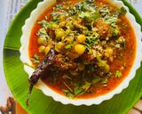 A picture of step 4 of Green tur and peas curry.