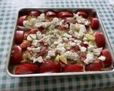 Une image de l'étape 11 de Salade de concombre, tomates et feta sauce roquefort.