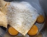 Foto langkah ke 1 dari resep Palm Cheese Cookies.