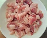 Hình bước làm 1 của món Thịt rang cháy cạnh