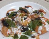 A picture of step 3 of Dahi puri.