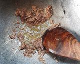 Foto langkah ke 2 dari resep 32. Perkedel kentang daging.