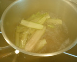 Foto del paso 4 de la receta: Pencas de acelgas rebozadas