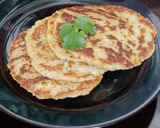 A picture of step 5 of Sabudana Vrat Parathas.
