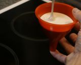 Foto del paso 3 de la receta: Chocolate con Buñuelos (Extremeños)