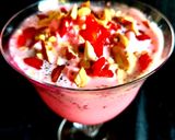 A picture of step 3 of Strawberry Ice cream Smoothie.