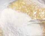 Foto langkah ke 5 dari resep Bolu Caramel (Cake Sarang semut).