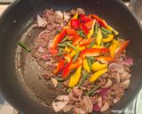 Foto langkah ke 7 dari resep Pad Kra Pao (Thai Beef Basil) #73.