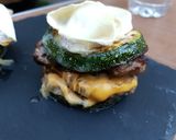 Une image de l'étape 8 de Courgette Burger.