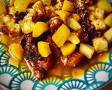 Foto del paso 2 de la receta: Ensalada tibia especiada de melocotón con queso halloumi y tomates cherry confitados