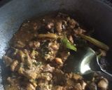Foto langkah ke 3 dari resep Ayam semur untuk toping mie ayam.