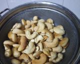 A picture of step 4 of Roasted & salted crunchy cashew nuts.