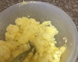 Foto del paso 2 de la receta: Muchines o Bolitas de yuca con queso