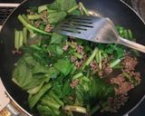【快速拌飯菜】小松菜炒碎肉的食譜步驟3照片