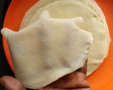 A picture of step 9 of Pastry spring rolls.