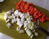 Foto del paso 2 de la receta Sopa de verduras con garbanzos