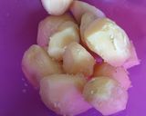 Une image de l'étape 1 de Pommes de terre façon carbonara en cocotte 🙂.