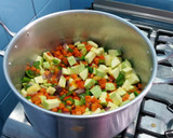 Foto del paso 1 de la receta: Pisto de verduras con huevo