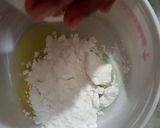 A picture of step 2 of Egg Coin Cookie.
