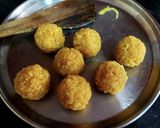 A picture of step 5 of Boondi Ke Ladoo.