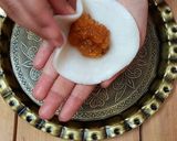 पारंपरिक उकडीचे मोदक (ukadiche modak recipe in marathi) रेसिपी स्टेप 4 फोटो