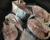 Foto langkah ke 1 dari resep Tongkol Balado.