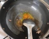 A picture of step 4 of Straw mushroom with gravy.