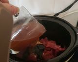 A picture of step 6 of Hoisin Sweet Chilli Chicken 😀.