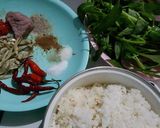 Foto langkah ke 1 dari resep Nasi Goreng Kampung.