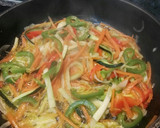 Foto del paso 4 de la receta: Arroz y verduras salteadas