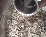 A picture of step 2 of Stuffed Palak Paratha.