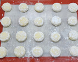 Foto del paso 5 de la receta: 🫚🍋🥥 Galletitas craqueladas de jengibre, limón y coco 🥥🍋🫚