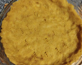 Foto del paso 4 de la receta: Tarta de pollo y chorizo con masa de polenta y garbanzos