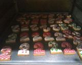 Foto langkah ke 4 dari resep Cross Stitch Cake and Icing Sugar Cookies.