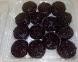 Foto langkah ke 14 dari resep Muffin Custard Cokelat Kukus.
