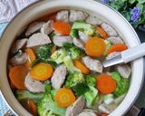 Foto langkah ke 4 dari resep Sop bakso brokoli - bakso homemade.