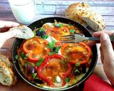 A picture of step 5 of Shakshuka.