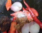 Foto langkah ke 3 dari resep Brambang Asem Daun Ubi Jalar.