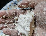A picture of step 2 of Methi mathri.
