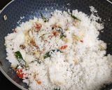 A picture of step 4 of Leftover Idly upma.