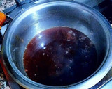 Foto del paso 7 de la receta: Peras confitadas en salsa de frutos rojos y agua de azahar