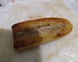 Foto langkah ke 5 dari resep Banana Roll.