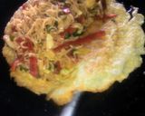 A picture of step 10 of Vegetable noodles omlete.
