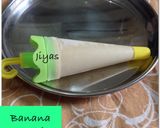 A picture of step 1 of Banana creamsicle.