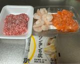 A picture of step 2 of Seafood Wonton.