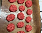 A picture of step 3 of Salad with Beetroot Patties.